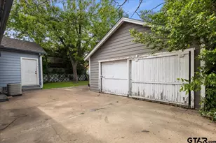 917 W Shaw St, Tyler, TX 75701 - Photo 22