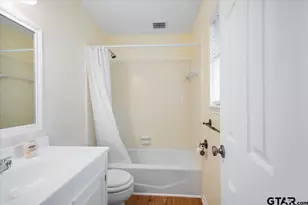 1322 E Hankerson St, Tyler, TX 75701 - Photo 18