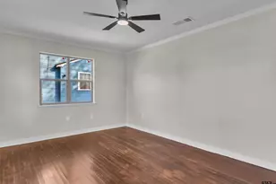 111 W Gay Ave, Gladewater, TX 75647 - Photo 6