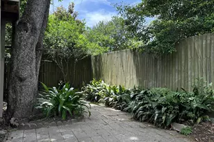 328 S Mockingbird, Tyler, TX 75701 - Photo 2