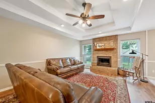 300 Windridge Dr, Whitehouse, TX 75791 - Photo 2