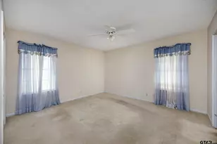 322 Vicksburg St, Tyler, TX 75703 - Photo 12