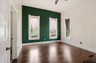 310 E 3rd St, Mt Pleasant, TX 75455 - Photo 14