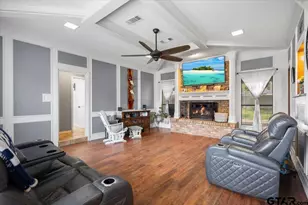 607 Charmwood, Chandler, TX 75758 - Photo 4