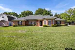607 Charmwood, Chandler, TX 75758 - Photo 2