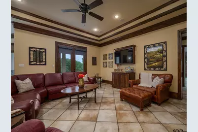 2025 Stonegate Valley Dr, Tyler, TX 75703 - Photo 12