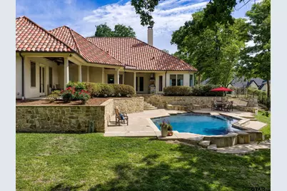 2025 Stonegate Valley Dr, Tyler, TX 75703 - Photo 44