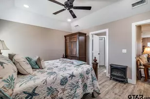17409 Crossing Cir, Lindale, TX 75771 - Photo 14
