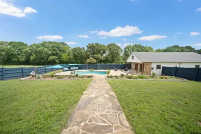 808 N Jarvis, Troup, TX 75789 - Photo 38