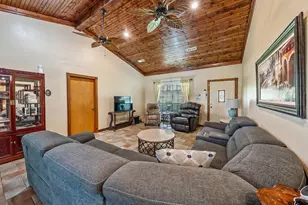 12112 Cr 133 (Campbell Rd), Flint, TX 75762 - Photo 6