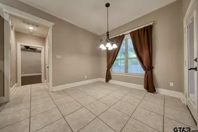 205 Heritage Ct, Lindale, TX 75771 - Photo 18