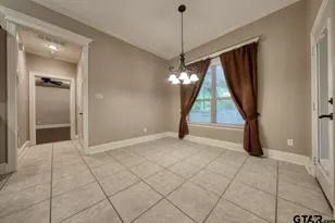 205 Heritage Ct, Lindale, TX 75771 - Photo 18