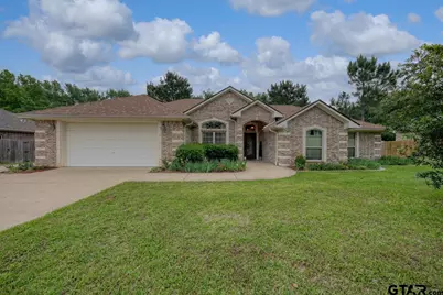 205 Heritage Ct, Lindale, TX 75771 - Photo 2
