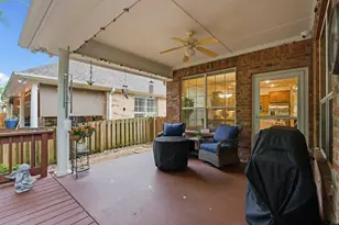 1857 Hollylake Cir, Tyler, TX 75703 - Photo 26
