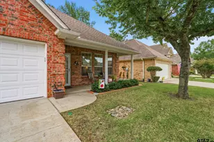 1857 Hollylake Cir, Tyler, TX 75703 - Photo 2