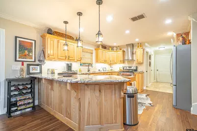 386 Spring Creek Drive, Mt Vernon, TX 75457 - Photo 8