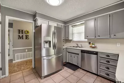 4427 Dundee Dr, Tyler, TX 75703 - Photo 8