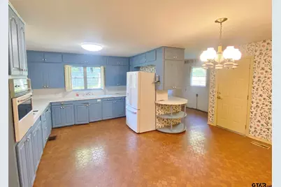 508 Dellwood, Mount Pleasant, TX 75455 - Photo 4