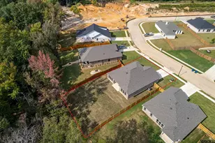 16418 Crossing Cir, Lindale, TX 75771 - Photo 30