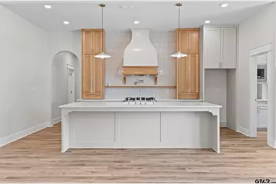 17300 Woodcrest Circle, Lindale, TX 75771 - Photo 12