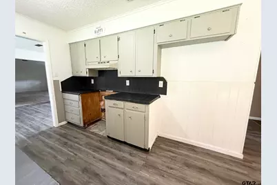 204 N US Highway 287, Elkhart, TX 75839 - Photo 8