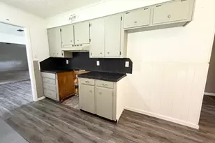 204 N US Hwy 287, Elkhart, TX 75839 - Photo 8
