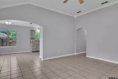 1231 N Holmes Ave, Tyler, TX 75702 - Photo 6