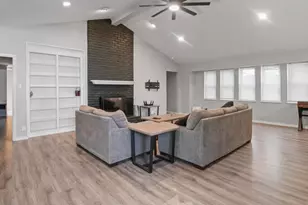 2225 Heather Ln, Tyler, TX 75703 - Photo 8