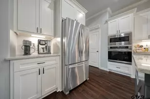 19359 Ridge Point Cir, Lindale, TX 75771 - Photo 16