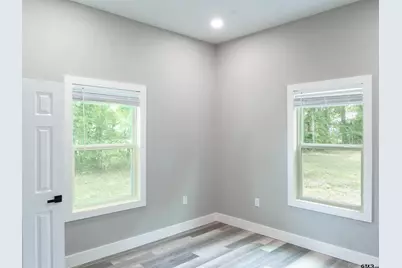 103 E Hillsboro, Tyler, TX 75702 - Photo 10