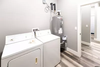 103 E Hillsboro, Tyler, TX 75702 - Photo 14
