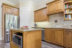 2122 Woodlands Dr, Tyler, TX 75703 - Photo 10
