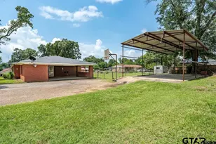 559 Elm St, Frankston, TX 75763 - Photo 4