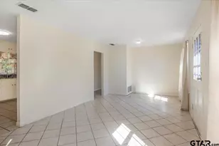 3303 Baldwin Drive, Tyler, TX 75702 - Photo 4