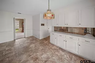 4005 Pollard Dr, Tyler, TX 75701 - Photo 10