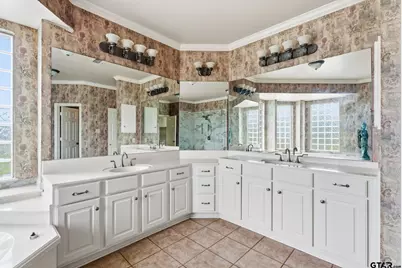 219 W Twin Creeks Trl, Troup, TX 75789 - Photo 20