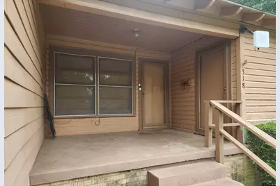 318 Milligan Dr, Pittsburg, TX 75686 - Photo 2