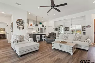 14247 Sand Hl Cir, Tyler, TX 75706 - Photo 6