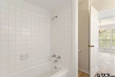 2110 Macbeth, Tyler, TX 75703 - Photo 22