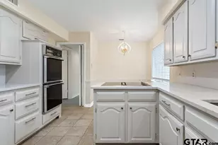2110 Macbeth, Tyler, TX 75703 - Photo 16