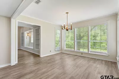 2110 Macbeth, Tyler, TX 75703 - Photo 12