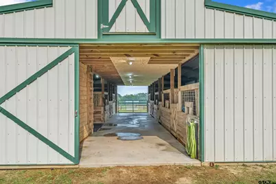 23241 Cr 2159, Troup, TX 75789 - Photo 34