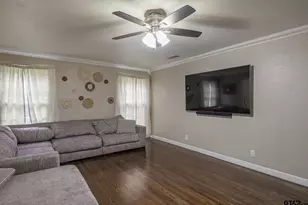 1500 Crescent Dr, Tyler, TX 75702 - Photo 4
