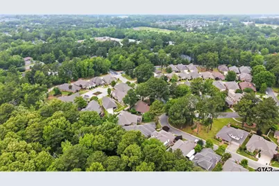 1101 Garden Park Cir, Tyler, TX 75703 - Photo 28