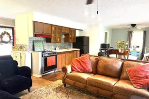 1684 Co Rd 3113, Jacksonville, TX 75766 - Photo 8
