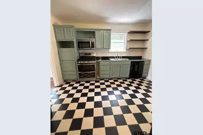 309 W Dobbs, Tyler, TX 75701 - Photo 10