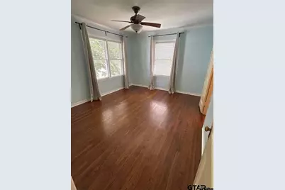 309 W Dobbs, Tyler, TX 75701 - Photo 30