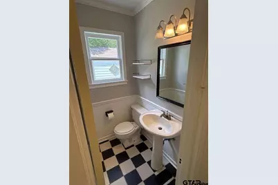 309 W Dobbs, Tyler, TX 75701 - Photo 16