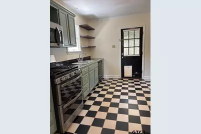 309 W Dobbs, Tyler, TX 75701 - Photo 12