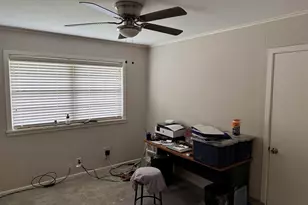2938 Dinah Ln, Tyler, TX 75701 - Photo 12